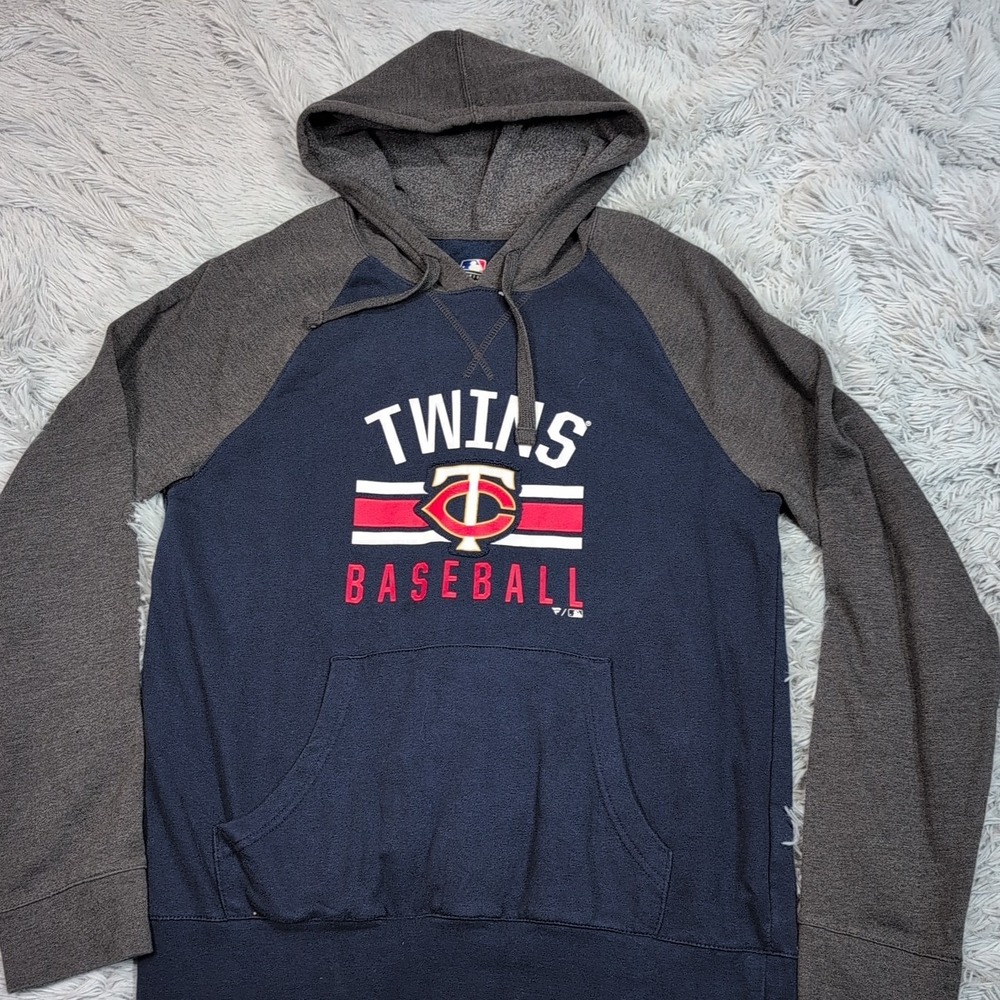 Minnesota Twins Sweatshirt Mens M Blue Hoodie MLB Baseball Pocket Logo Athletic